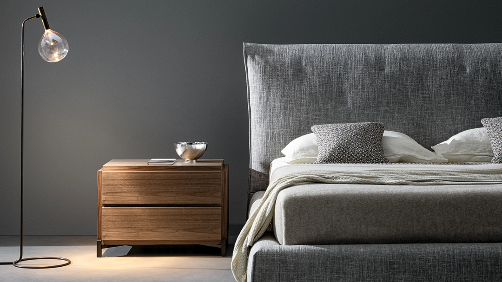 50 modelos de mesas de noche para tu dormitorio